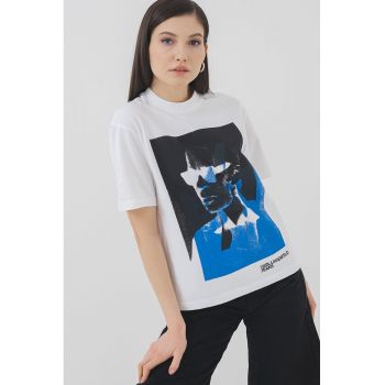 Tricou cu imprimeu grafic