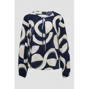 Bluza cu model si prinderi frontale