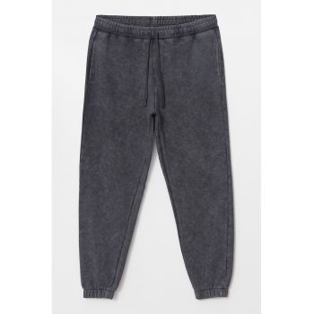 Pantaloni de trening cu snur de ajustare si buzunare laterale