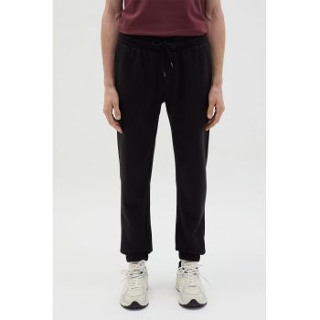 Pantaloni de trening din amestec de bumbac cu buzunare