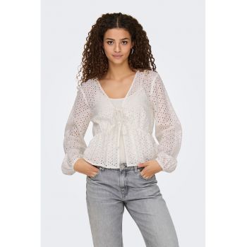 Bluza cu aspect perforat