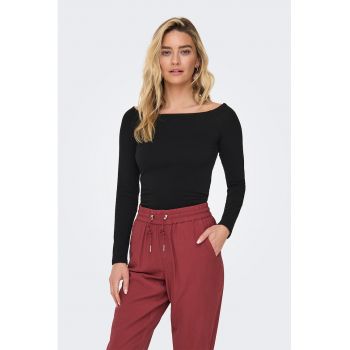 Bluza slim fit cu decolteu pe umeri