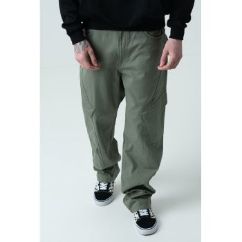 Pantaloni cargo cu croiala ampla