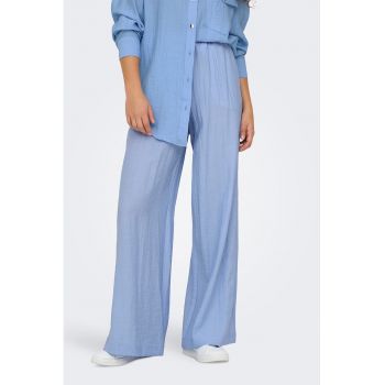 Pantaloni evazati cu talie elastica