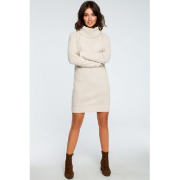 Rochie mini din tricot cu guler inalt -