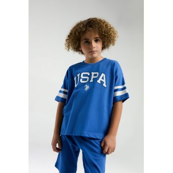 Set de tricou de bumbac si pantaloni scurti cu buzunare laterale