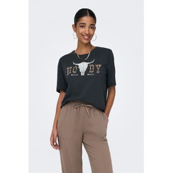 Tricou cu imprimeu si decolteu la baza gatului