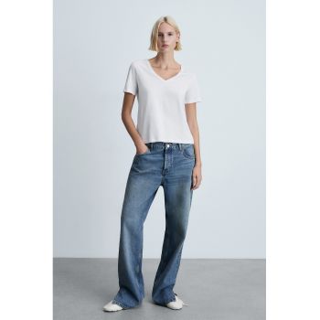 Tricou din bumbac cu decolteu in V si model uni