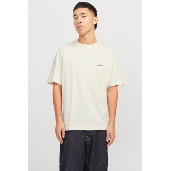 Tricou lejer cu imprimeu pe partea din spate
