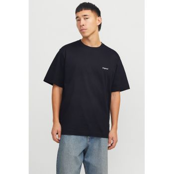 Tricou lejer cu imprimeu pe partea din spate