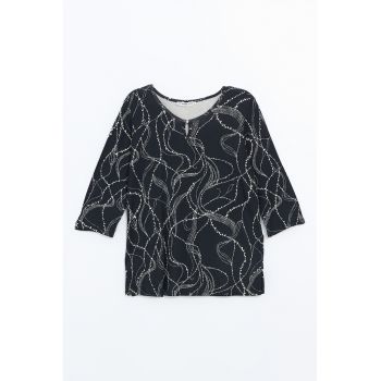 Bluza lejera cu model