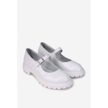 Pantofi dama din piele lacuita alba cu bareta