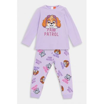 Pijama cu model cu desene