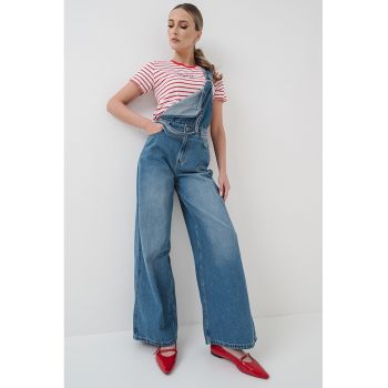 Tricou cu decolteu rotund si model in dungi
