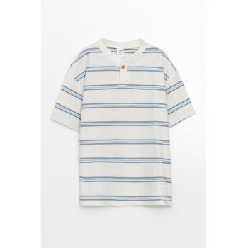 Tricou cu dungi si decolteu rotund