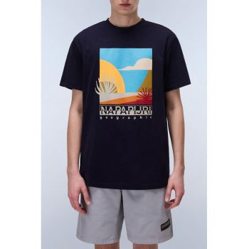 Tricou cu imprimeu grafic - logo si decolteu la baza gatului