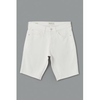 Blugi scurti slim fit