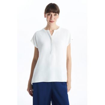Bluza-tunica cu inchidere ascunsa