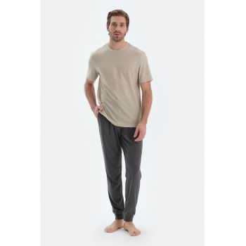 Pijama cu buzunare laterale