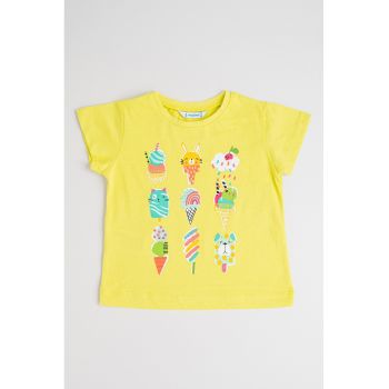 Tricou cu decolteu la baza gatului si imprimeu grafic
