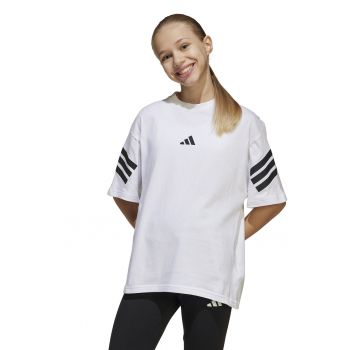 Tricou cu decolteu la baza gatului si logo