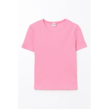 Tricou uni cu decolteu la baza gatului