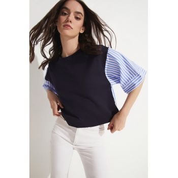 Bluza cu maneci contrastante