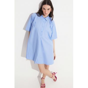 Rochie-camasa cu fenta cu nasturi