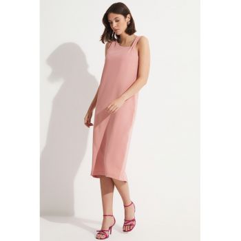 Rochie midi cu croiala dreapta