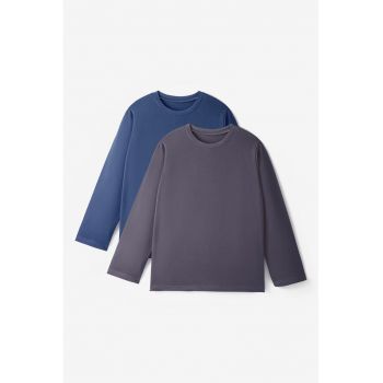 Set de bluze cu decolteu la baza gatului si model uni - 2 piese