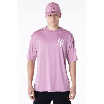 Tricou cu decolteu la baza gatului si maneci cazute