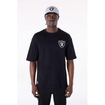 Tricou cu text pe spate