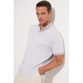 Tricou polo cu fenta cu nasturi