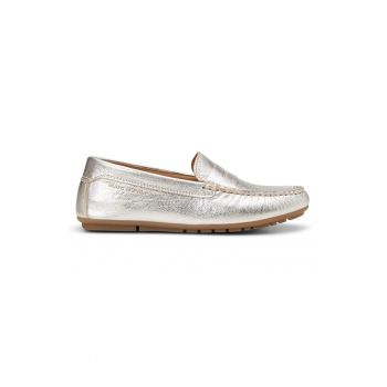 Mocasini uni de piele