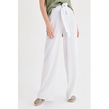 Pantaloni cu croiala ampla