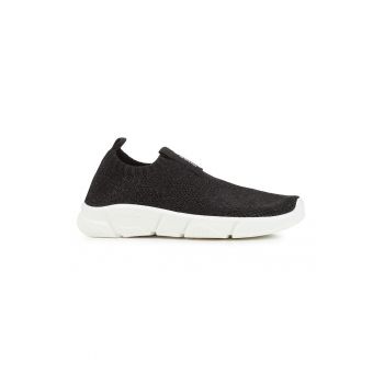 Pantofi sport slip-on din plasa tricotata
