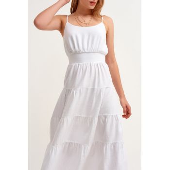 Rochie midi cu model cu volane