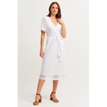 Rochie midi tricotata cu croiala petrecuta