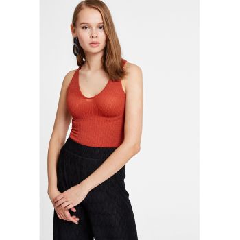 Top crop cu bretele incrucisate