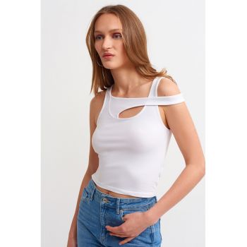 Top crop cu decupaje