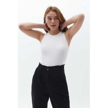 Top tricotat fin