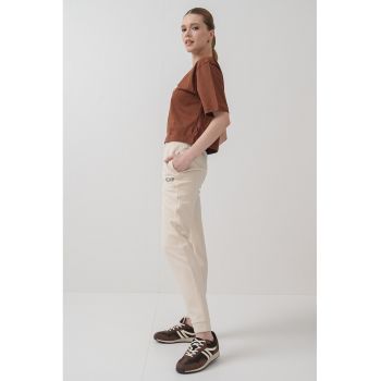 Tricou crop cu broderie