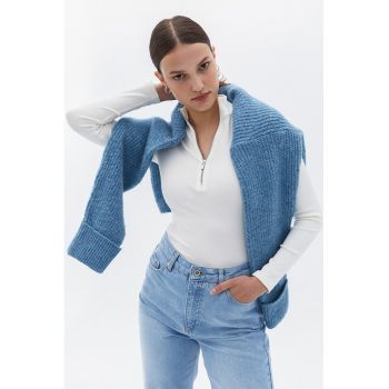 Bluza slim fit cu fenta cu fermoar