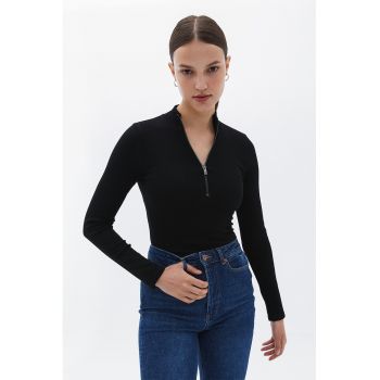 Bluza slim fit cu fenta cu fermoar