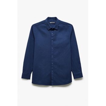 Camasa slim fit cu guler ascutit