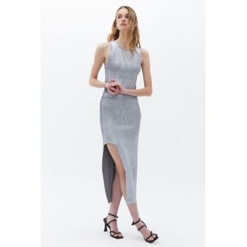 Fusta midi cu slit lateral