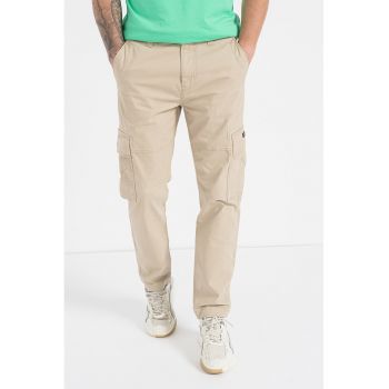 Pantaloni cargo Core
