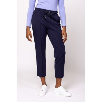 Pantaloni crop cu snur in talie