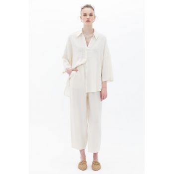 Pantaloni crop cu talie inalta