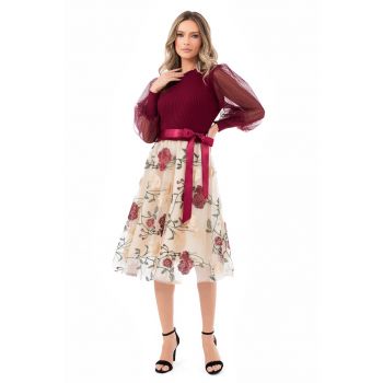 Rochie cu croiala in A - model floral si cordon in talie